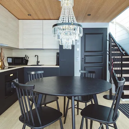 Glass Ceiling Kipinae Villa *