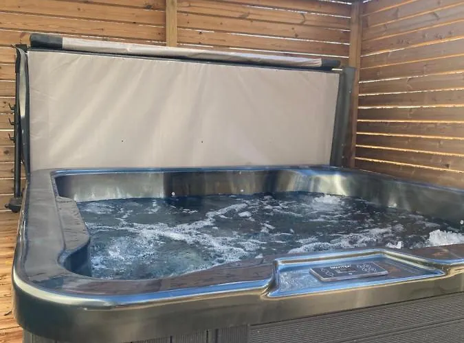 Glass Ceiling Kipinae וילה *